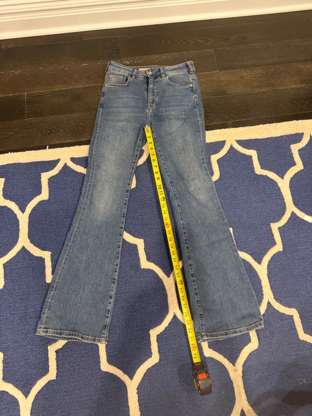 Pilcro flair, high waisted blue jeans, size 28